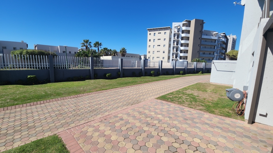 2 Bedroom Property for Sale in Diaz Beach Western Cape